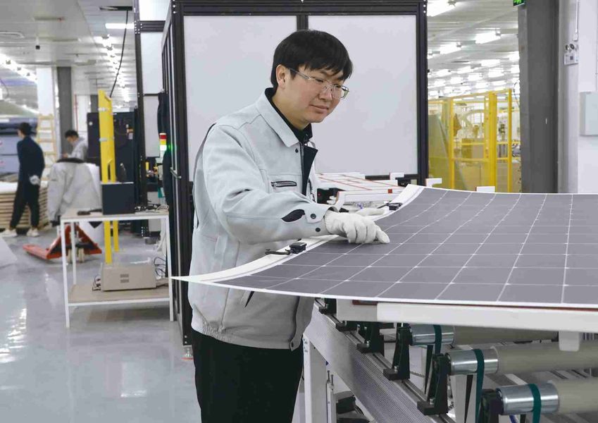 Jiangsu X-solar Green Building Technology Co., Ltd. ligne de production du fabricant