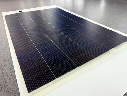 Efficacité 330W Panneau solaire monocristallin flexible pour modules solaires mous et coefficient de température de puissance maximal -0,26%