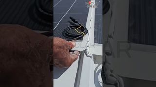 L’entrée d’un tunnel peut-elle également être équipée d’énergie solaire ? Un véritable tournage d'un projet de bâtiment incurvé.